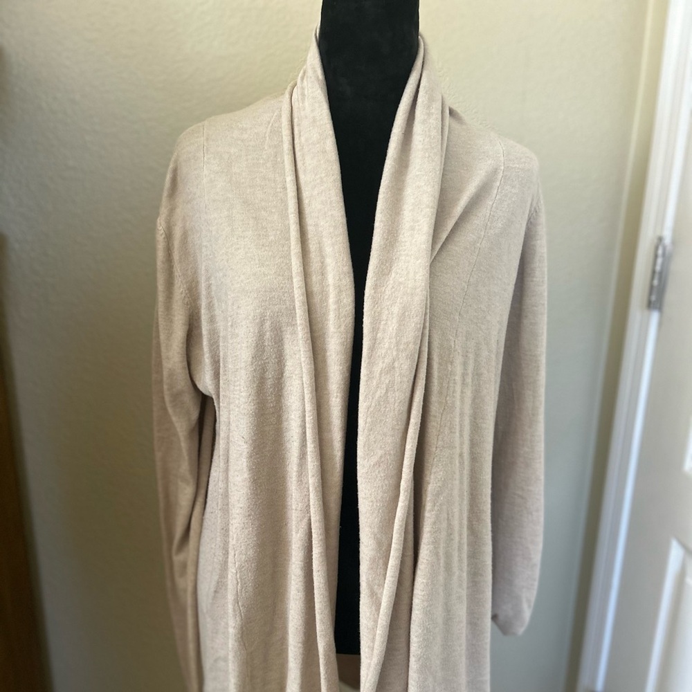 Gently worn M/L cream-colored open Cardigan sweater